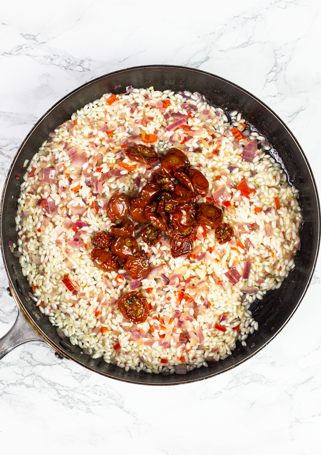Caprese Risotto with Burrata - Flavourise